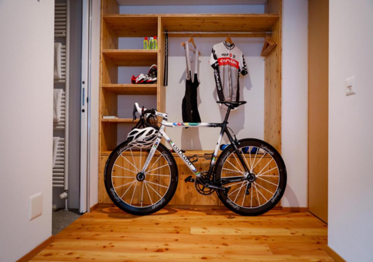 Bed&Bike Tremola San Gottardo Otel Airolo Dış mekan fotoğraf